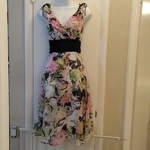 Beautiful floral cocktail dress 10P